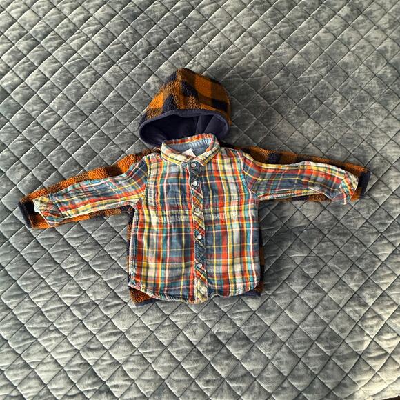 Boys bundle of flannel shirt and fleece size 18M carters and other fall winter - Picture 5 of 5